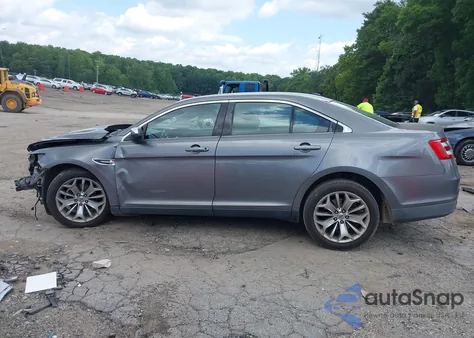 2014 Ford Taurus Limited z USA, uszkodzony, nr VIN 1FAHP2F82EG176768